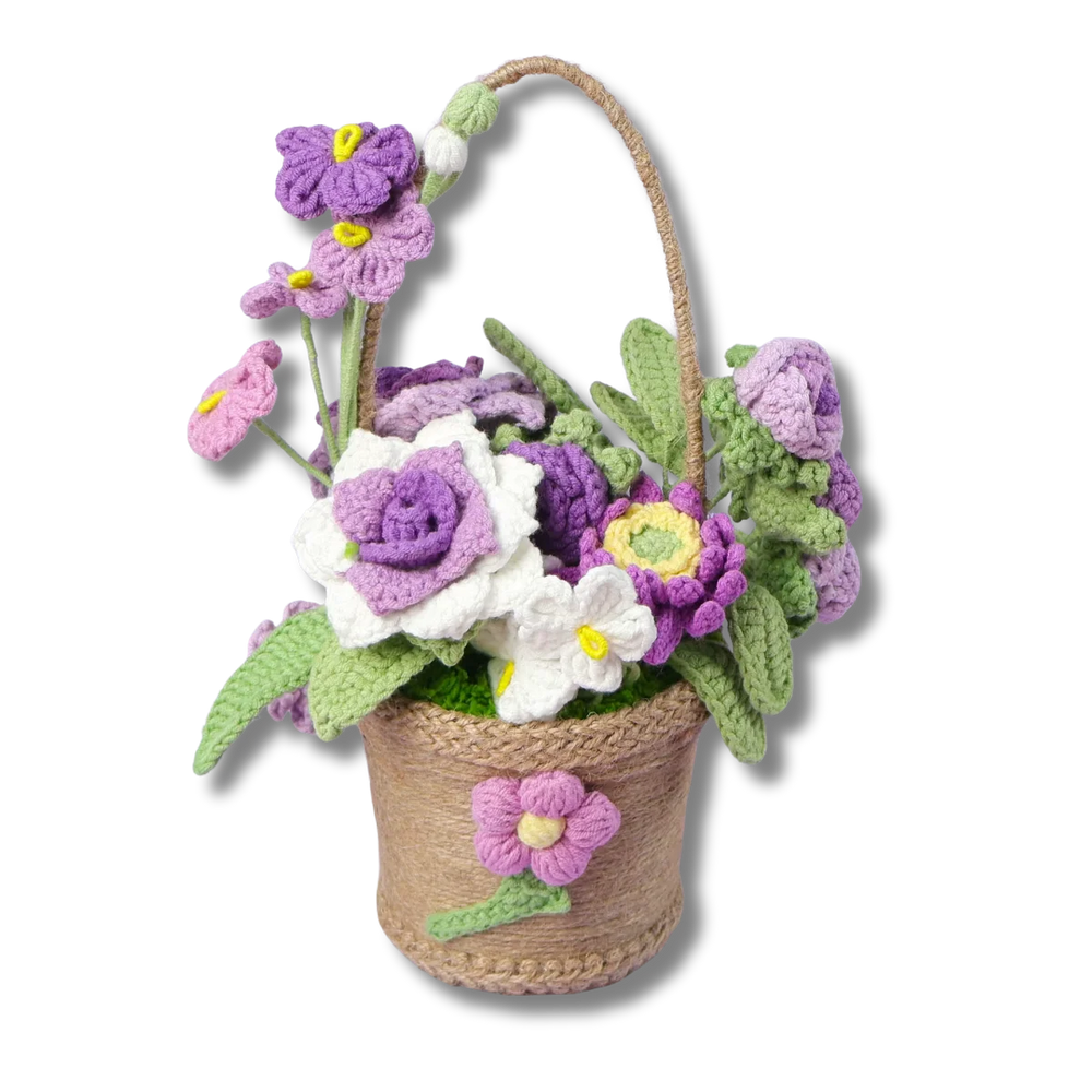 Gehäkelter Blumenkorb in Lila